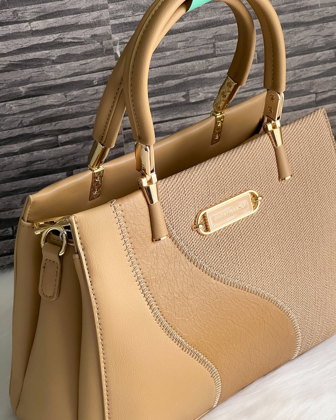 Collection 2025 – Élégance signée CHRISTINA&OLK