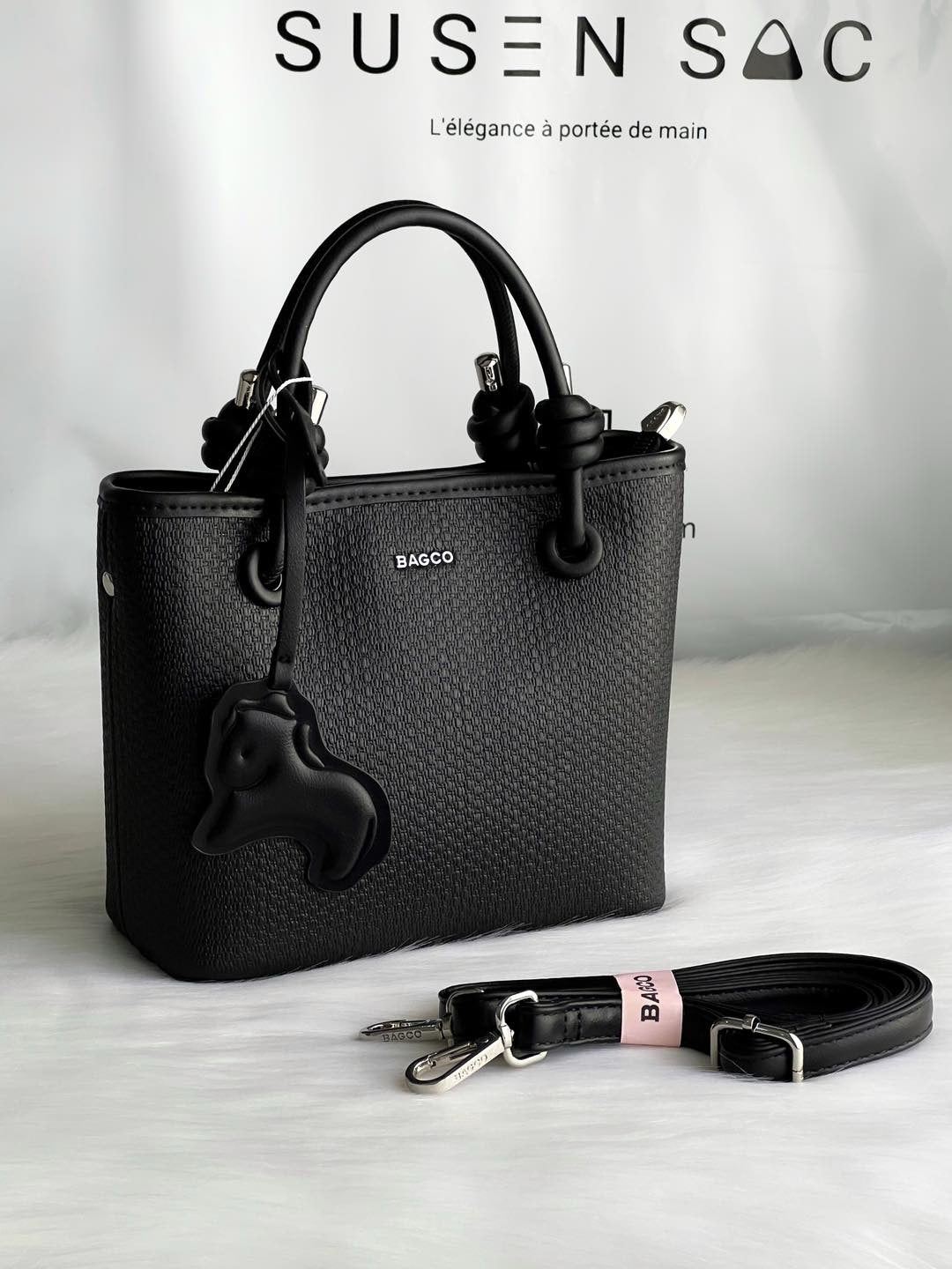Sac à main BAGCO – Élégance douce