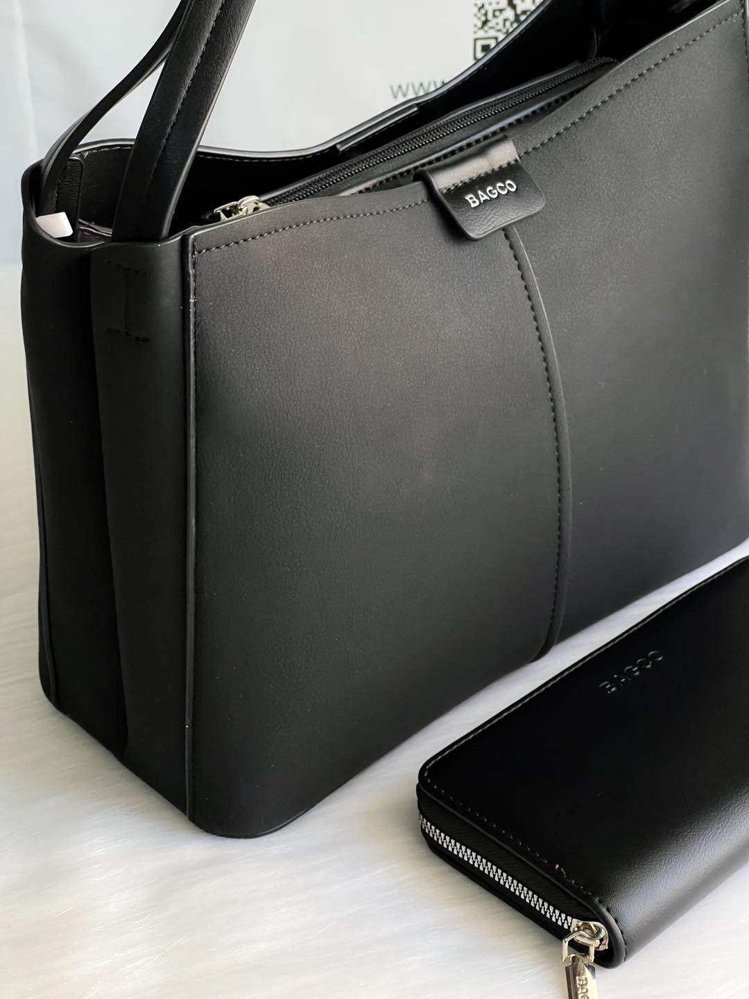 Sac Bagco avec porte-monnaie assorti