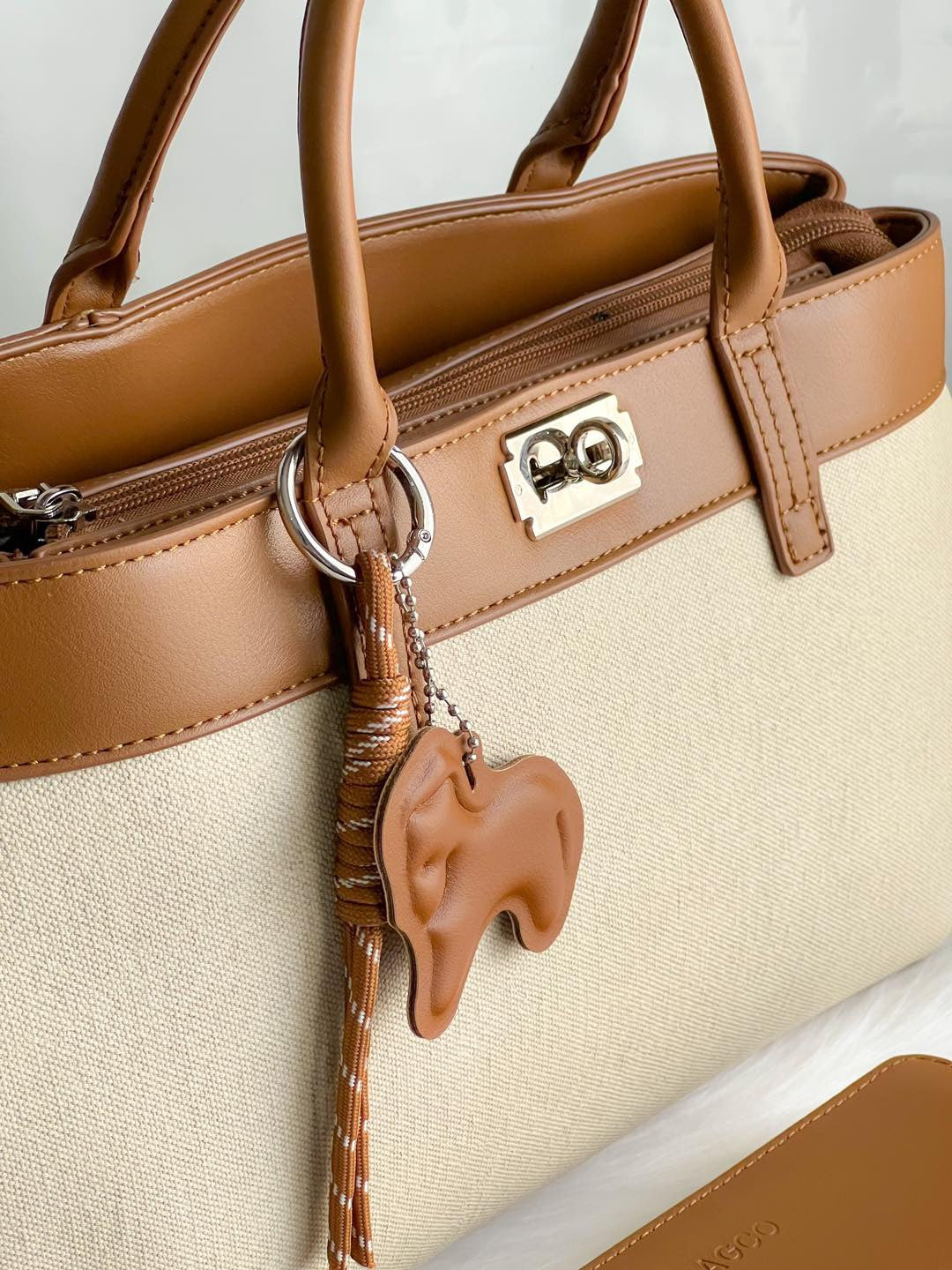Sac à Main Élégance Structurée – BAGCO