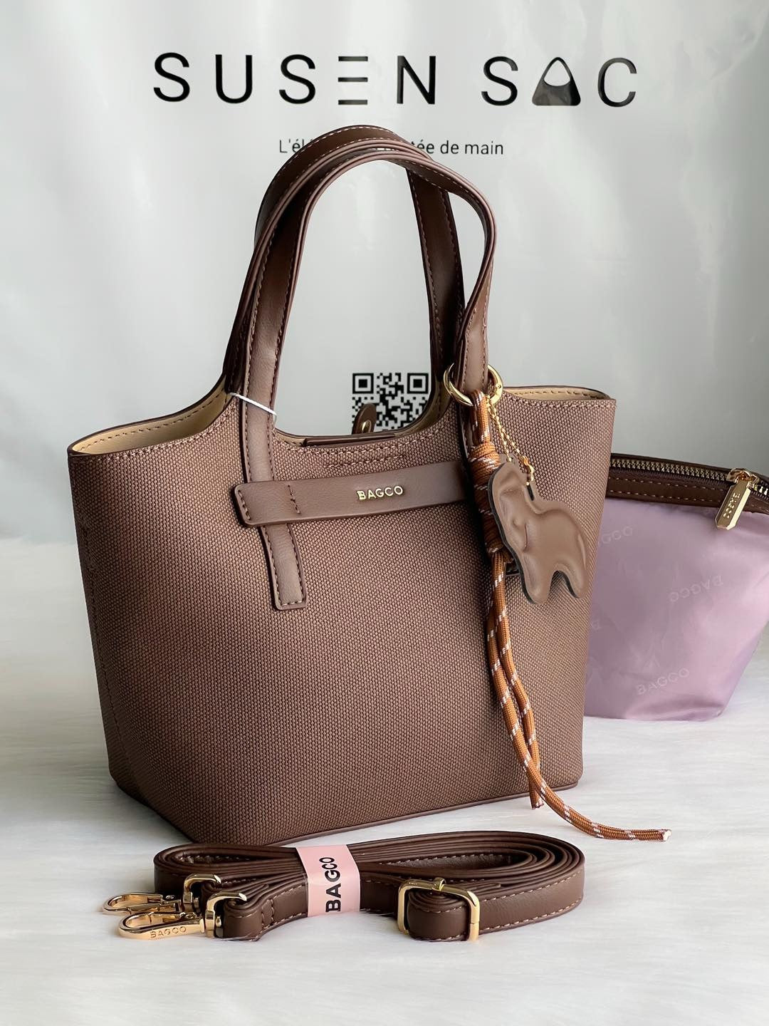 Sac à main BAGCO avec pochette – Élégance minimaliste
