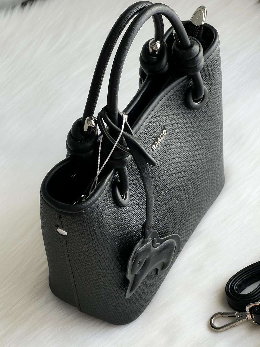 Sac à main BAGCO – Élégance douce