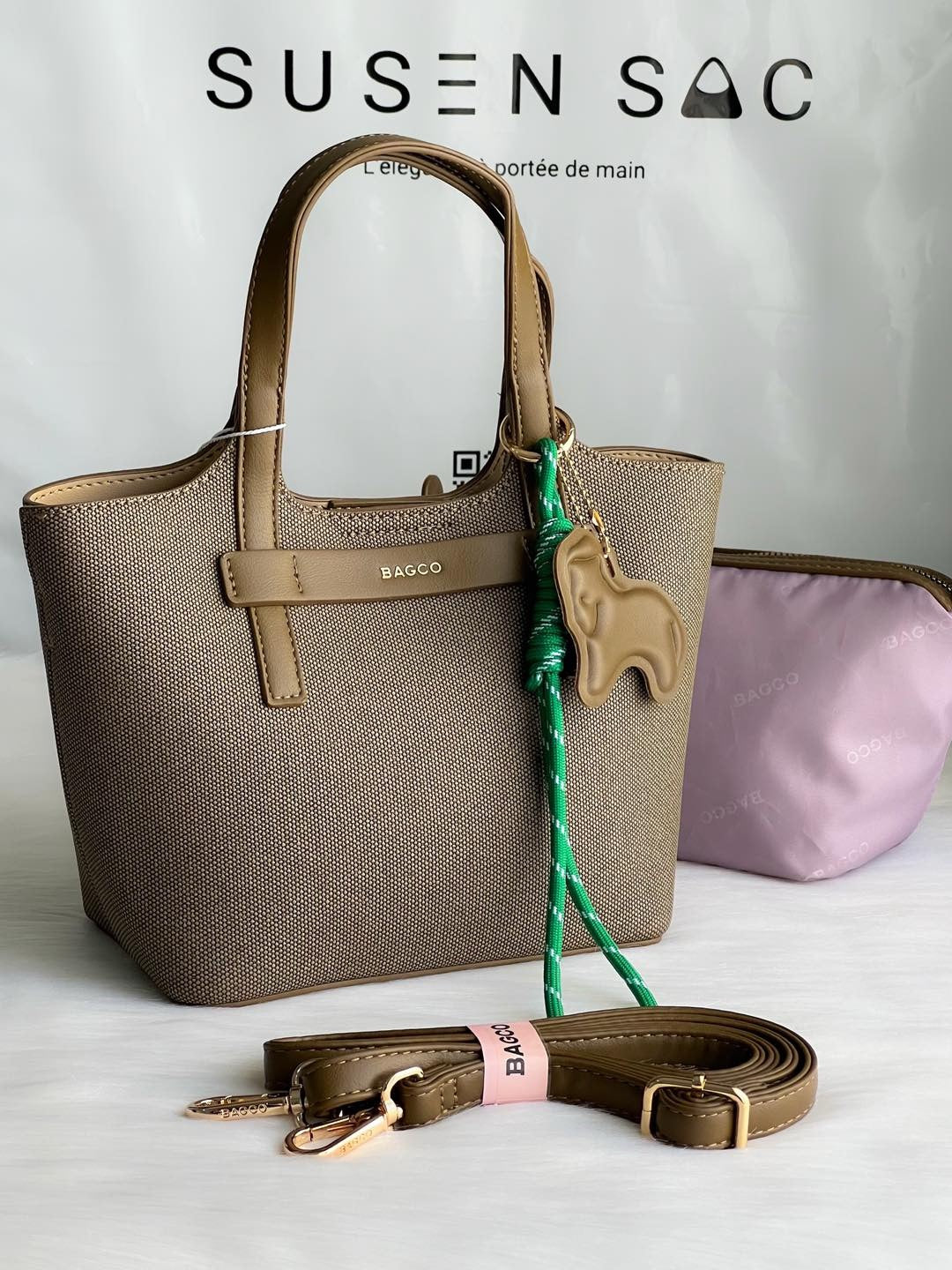 Sac à main BAGCO avec pochette – Élégance minimaliste