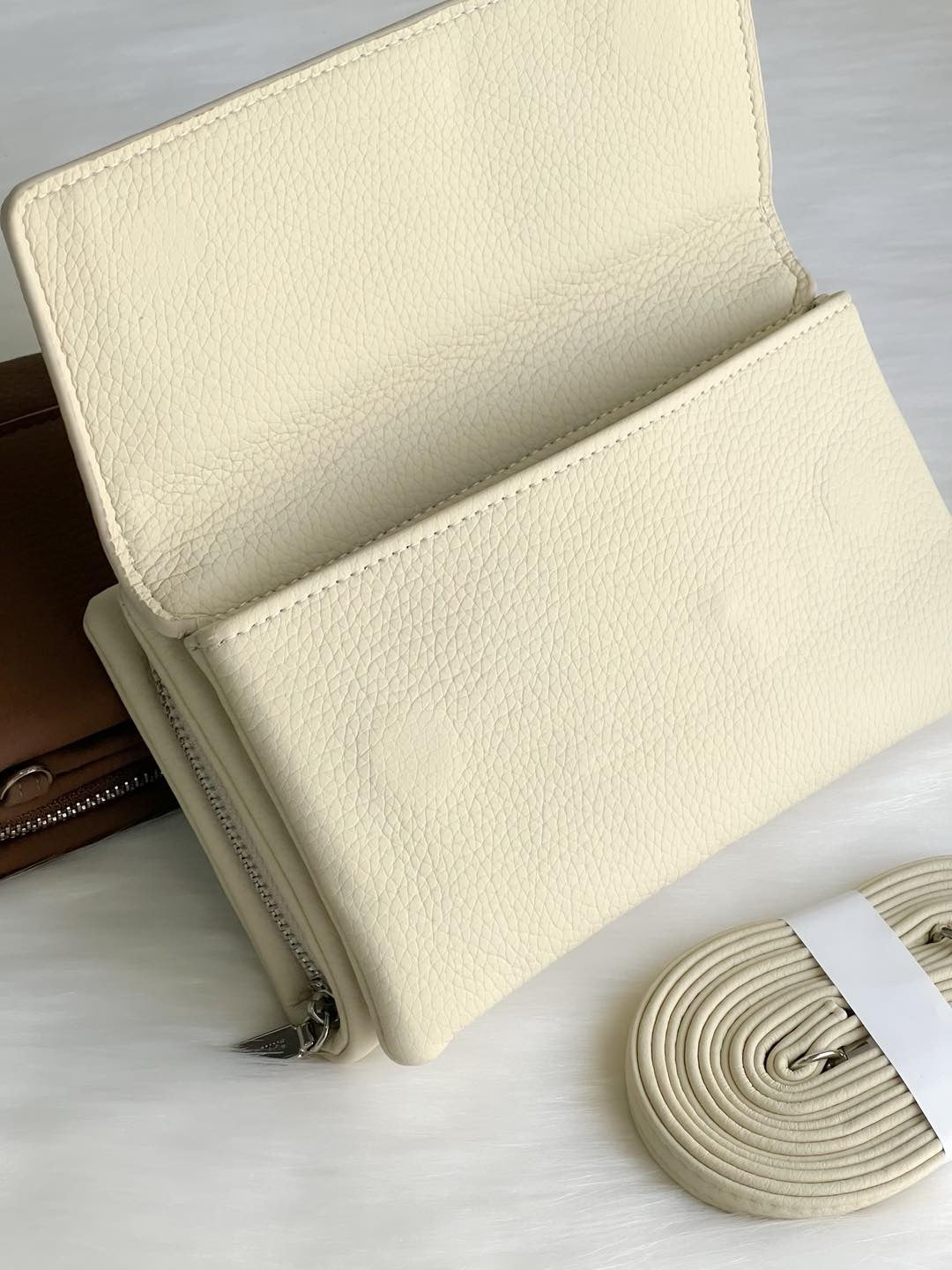 Chrisbella crossbody - Élégance et praticité réunies