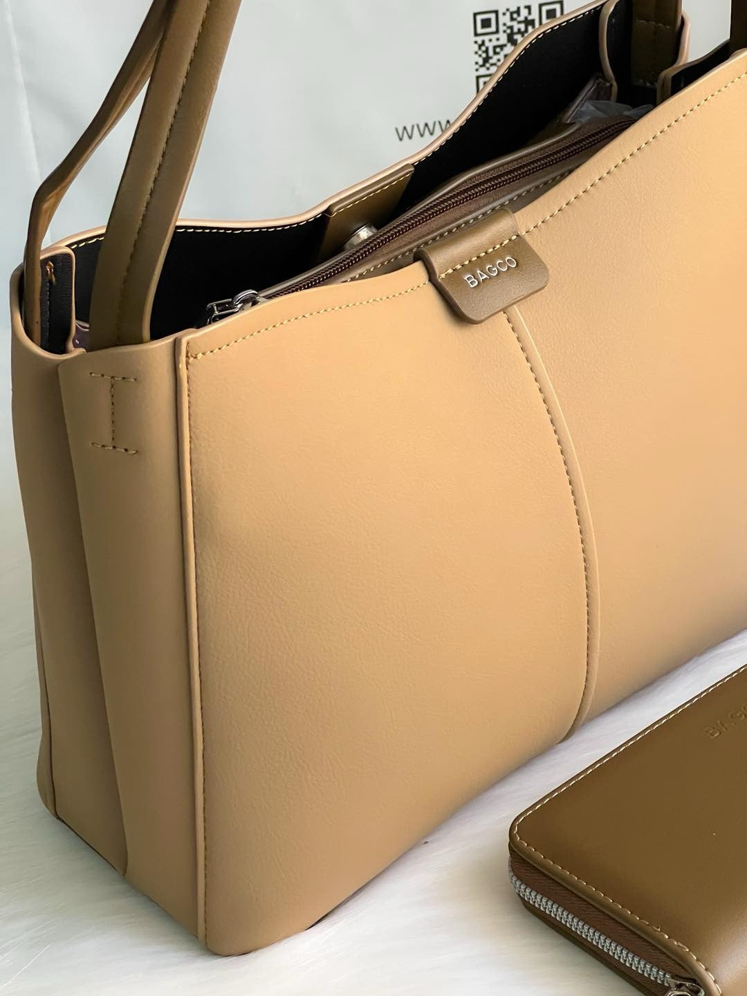 Sac Bagco avec porte-monnaie assorti