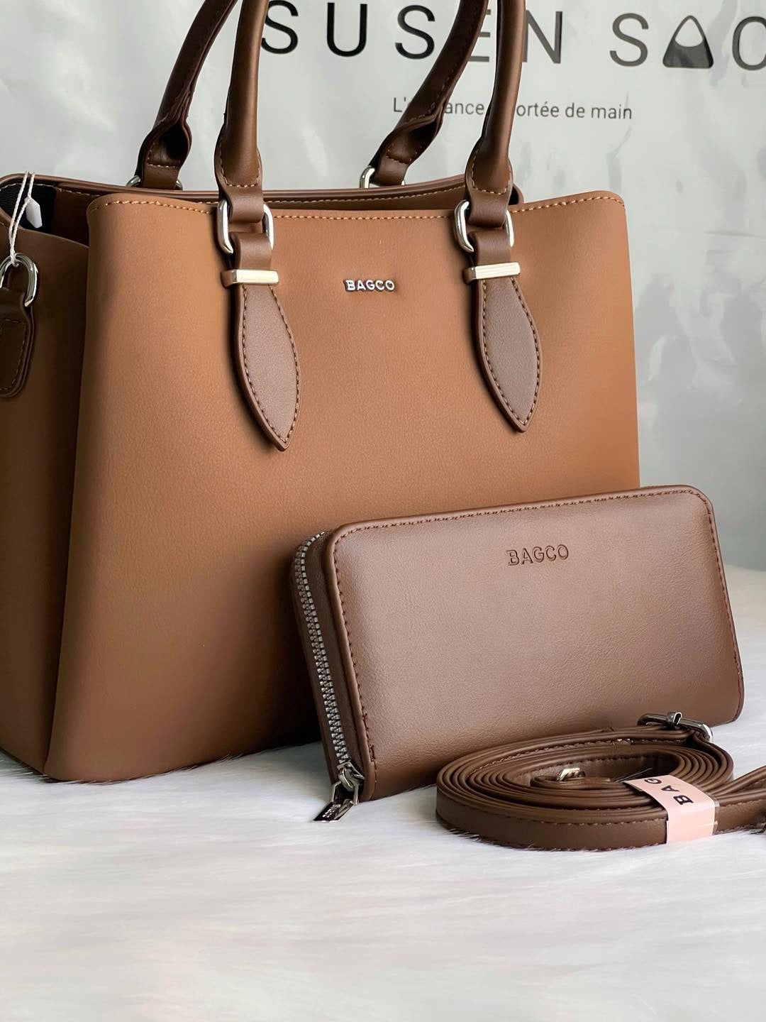 Sac à main femme Bagco – Élégance et praticit