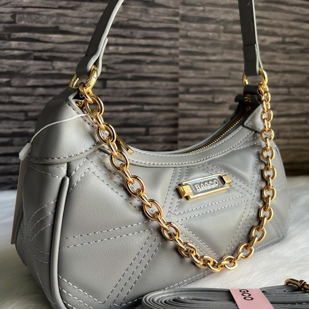 Nouveau modèle – BAGCO