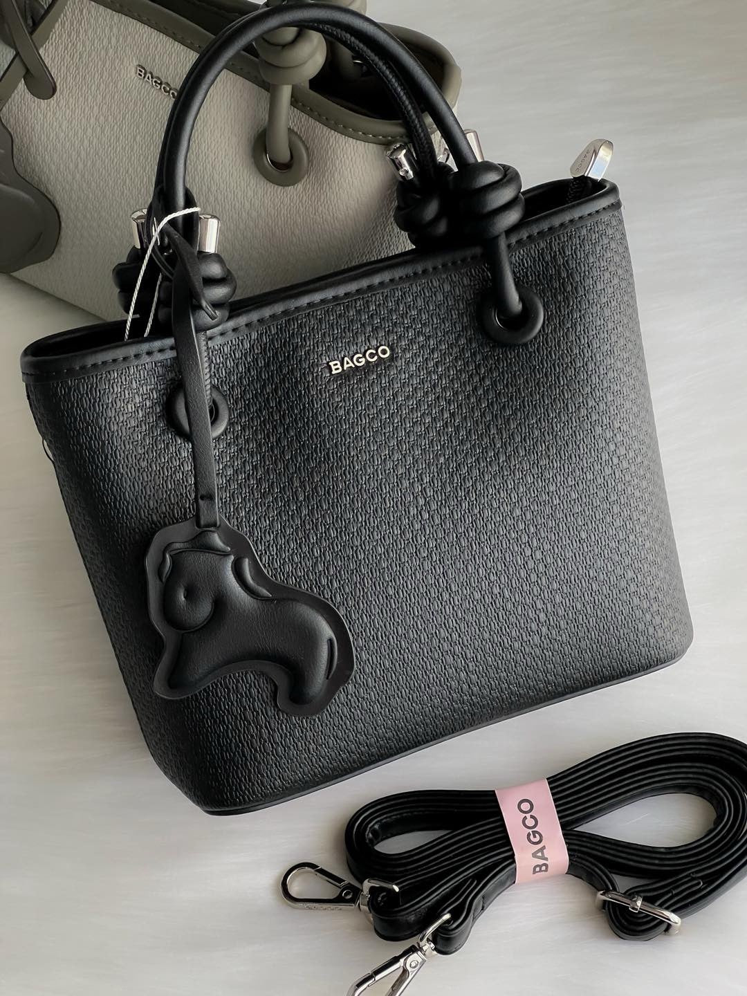 Sac à main BAGCO – Élégance douce