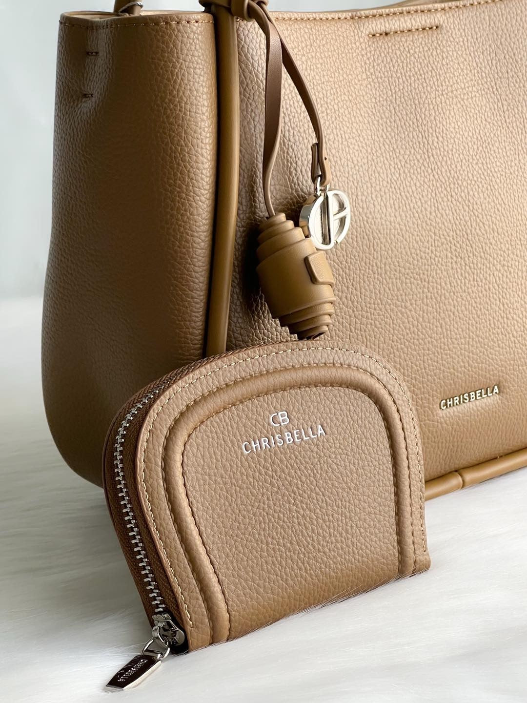 Sac Chrisbella – Élégance minimaliste et finition soignée