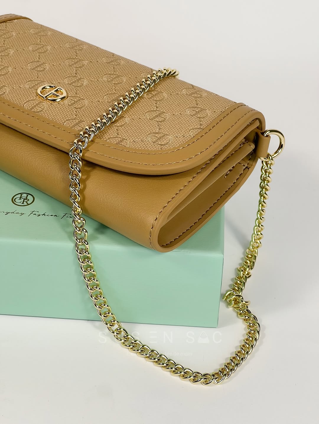 Sac Bandoulière Chrisbella Signature – Chaîne Élégante & Fermoir Raffiné