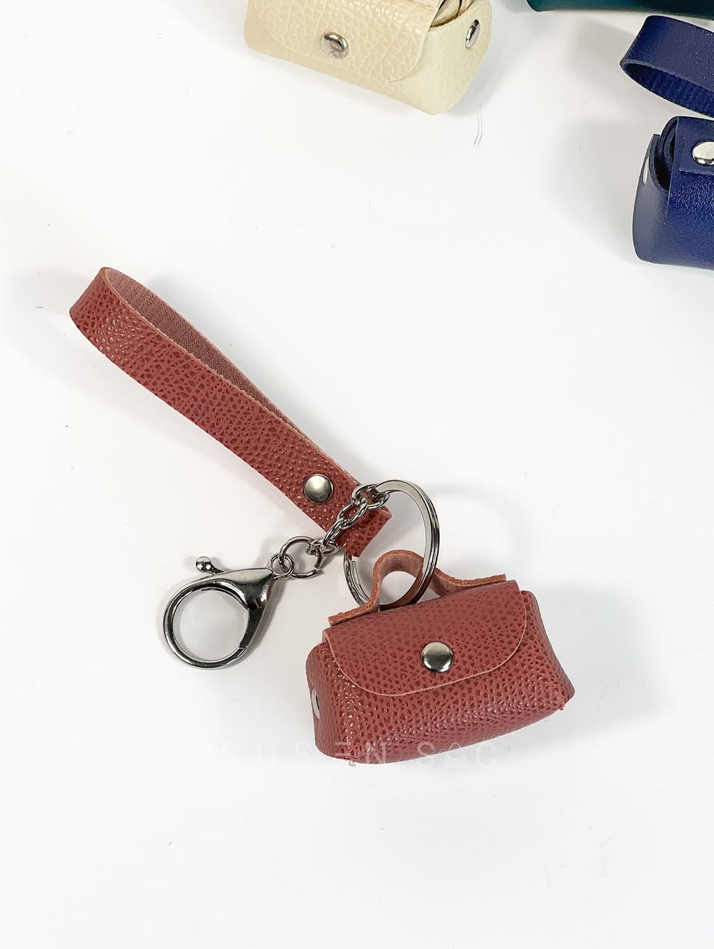 Mini Porte-Clé Sac Handmade – Accessoire Chic & Signature Élégante