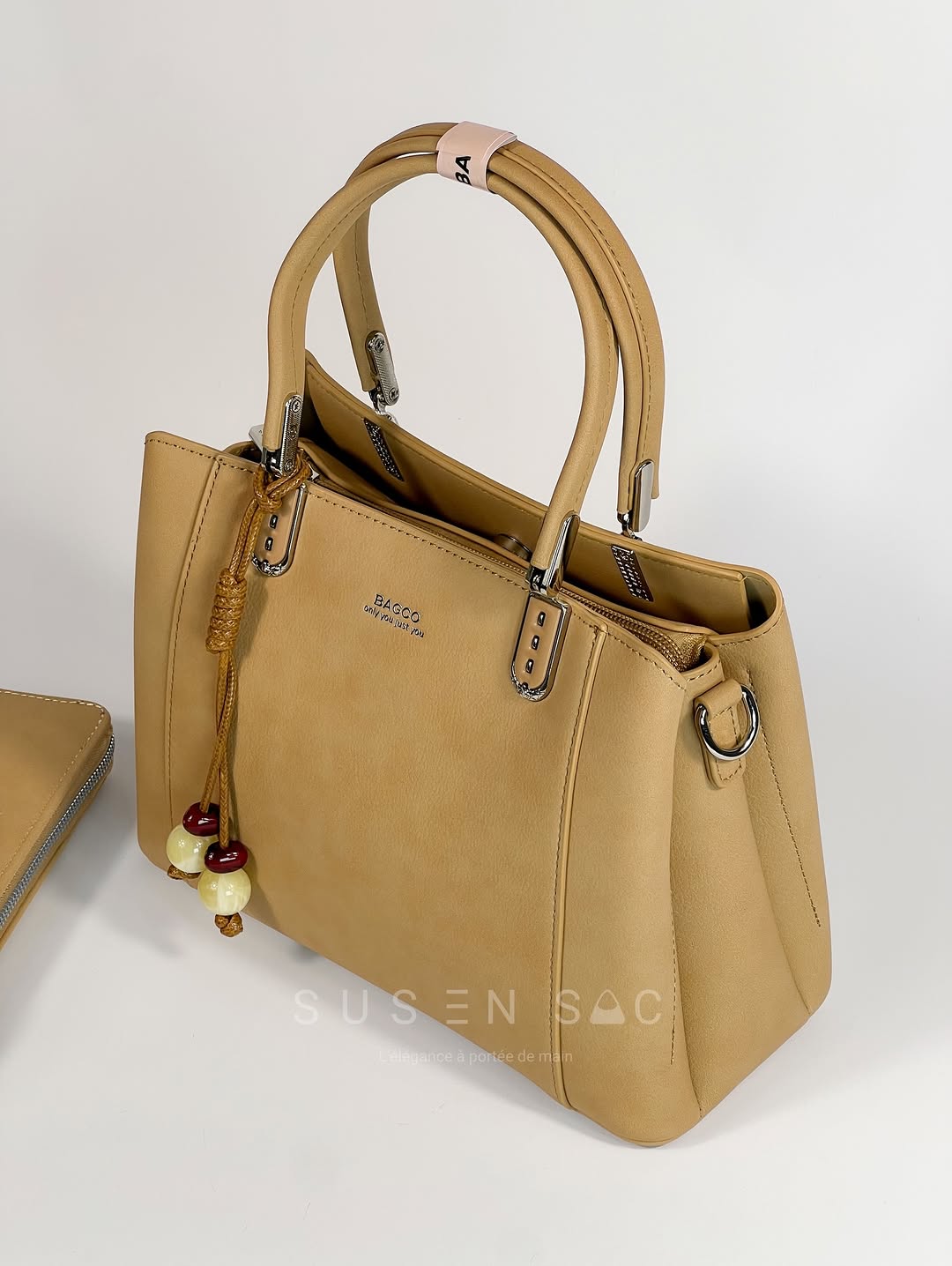 Sac à Main BAGCO – Élégance Structurée & Détails Raffinés