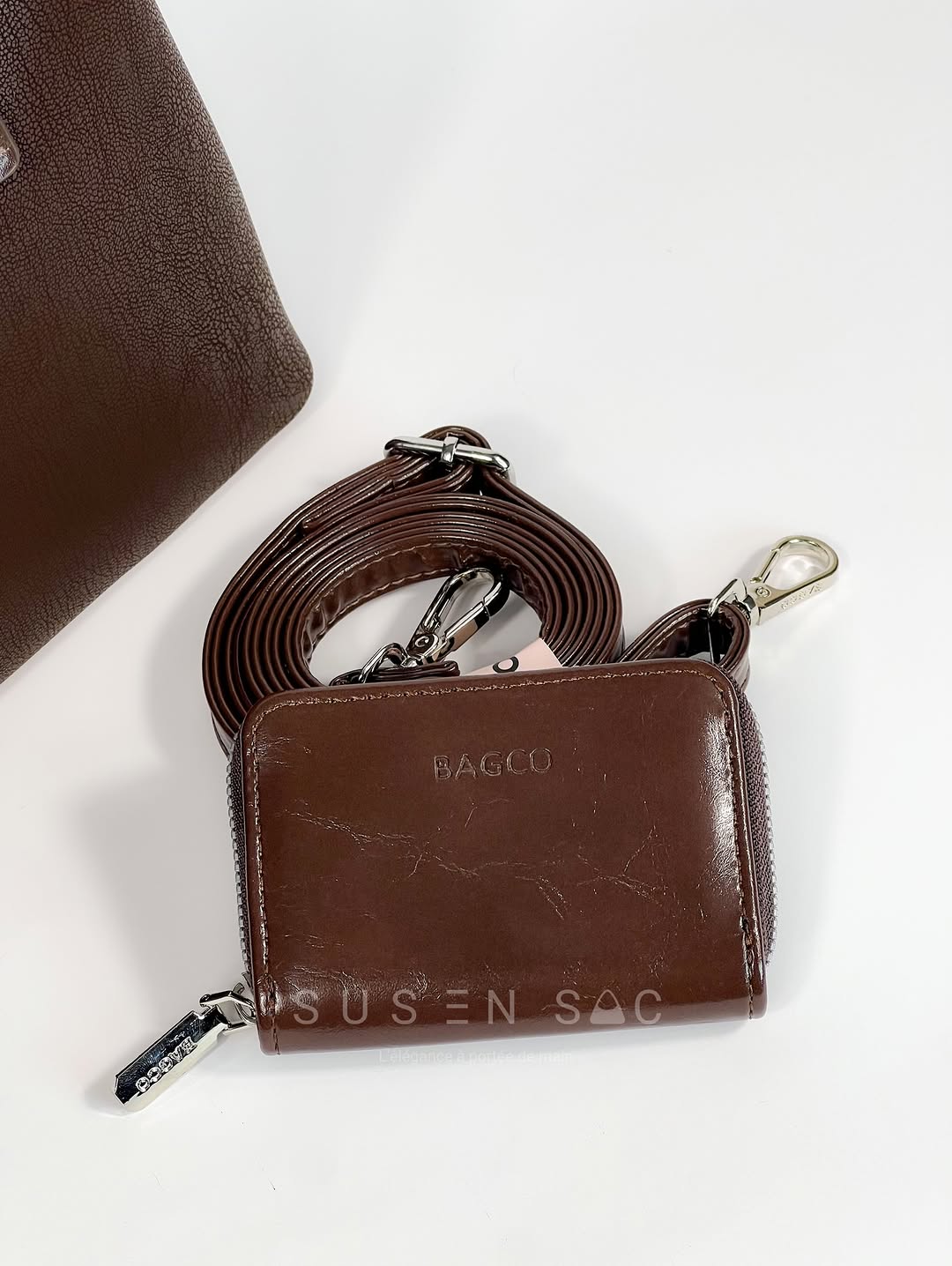 Sac à Main BAGCO Élégance Premium – Design Structuré avec Portefeuille Assorti