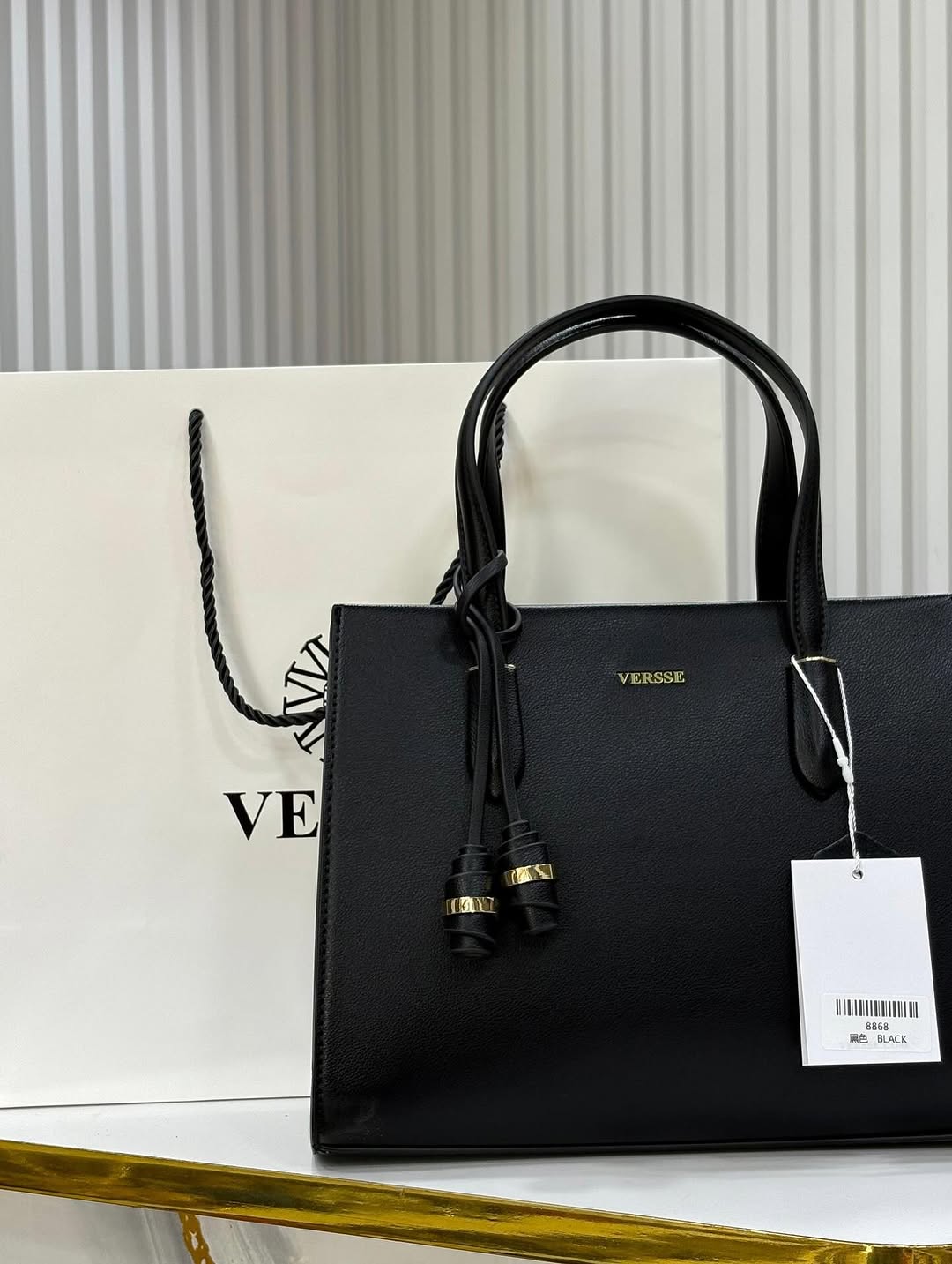 Sac à main femme Versse – Élégance structurée, format spacieux et finitions premium