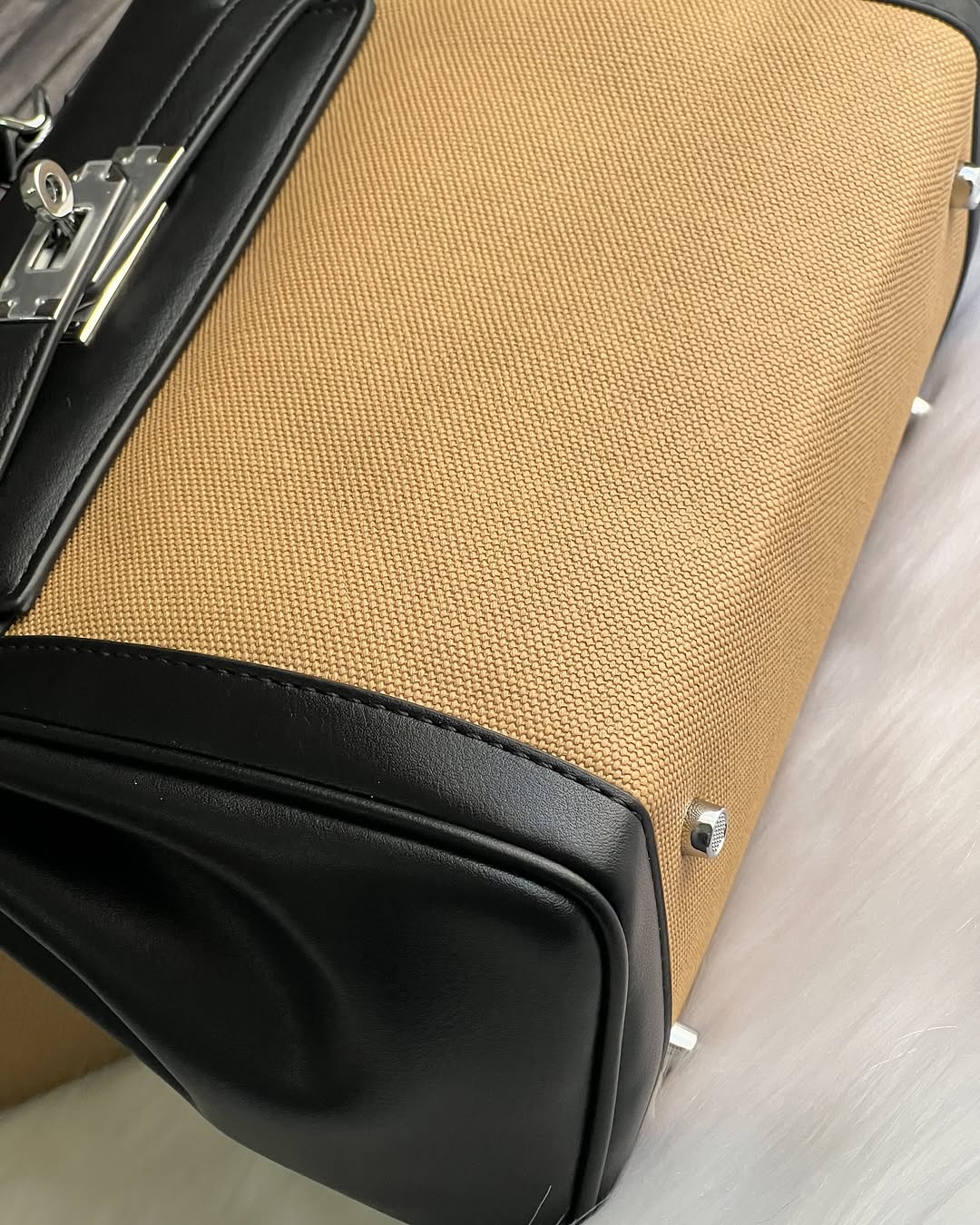 Petit sac à main – Élégance et praticité au quotidien