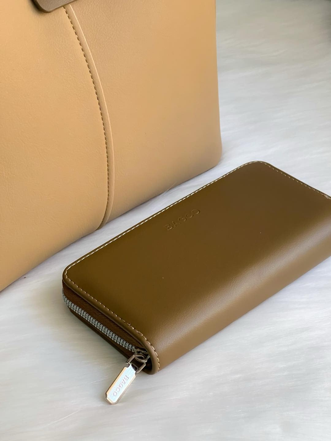 Sac Bagco avec porte-monnaie assorti