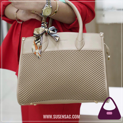 Collection 2025 – Élégance signée CHRISTINA&OLK