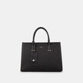 Sac à main BAGCO élégant avec pochette assortie