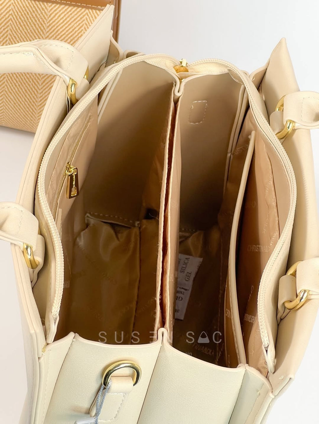 Sac à Main CHRISTINA OLK – Élégance Texturée & Design Raffiné