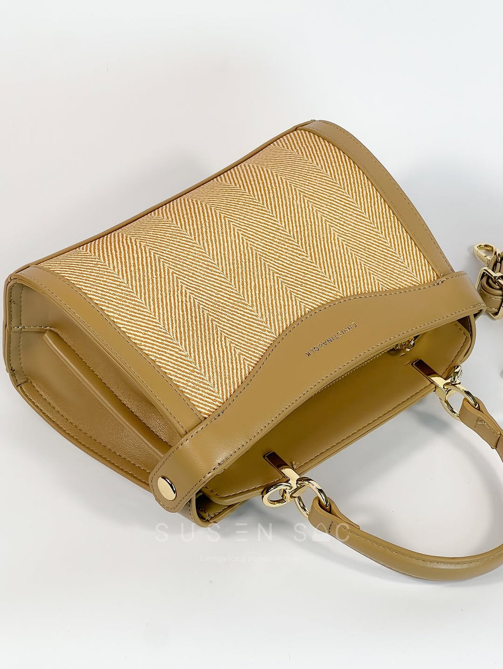 Sac à Main CHRISTINA OLK – Élégance Compacte & Texture Raffinée
