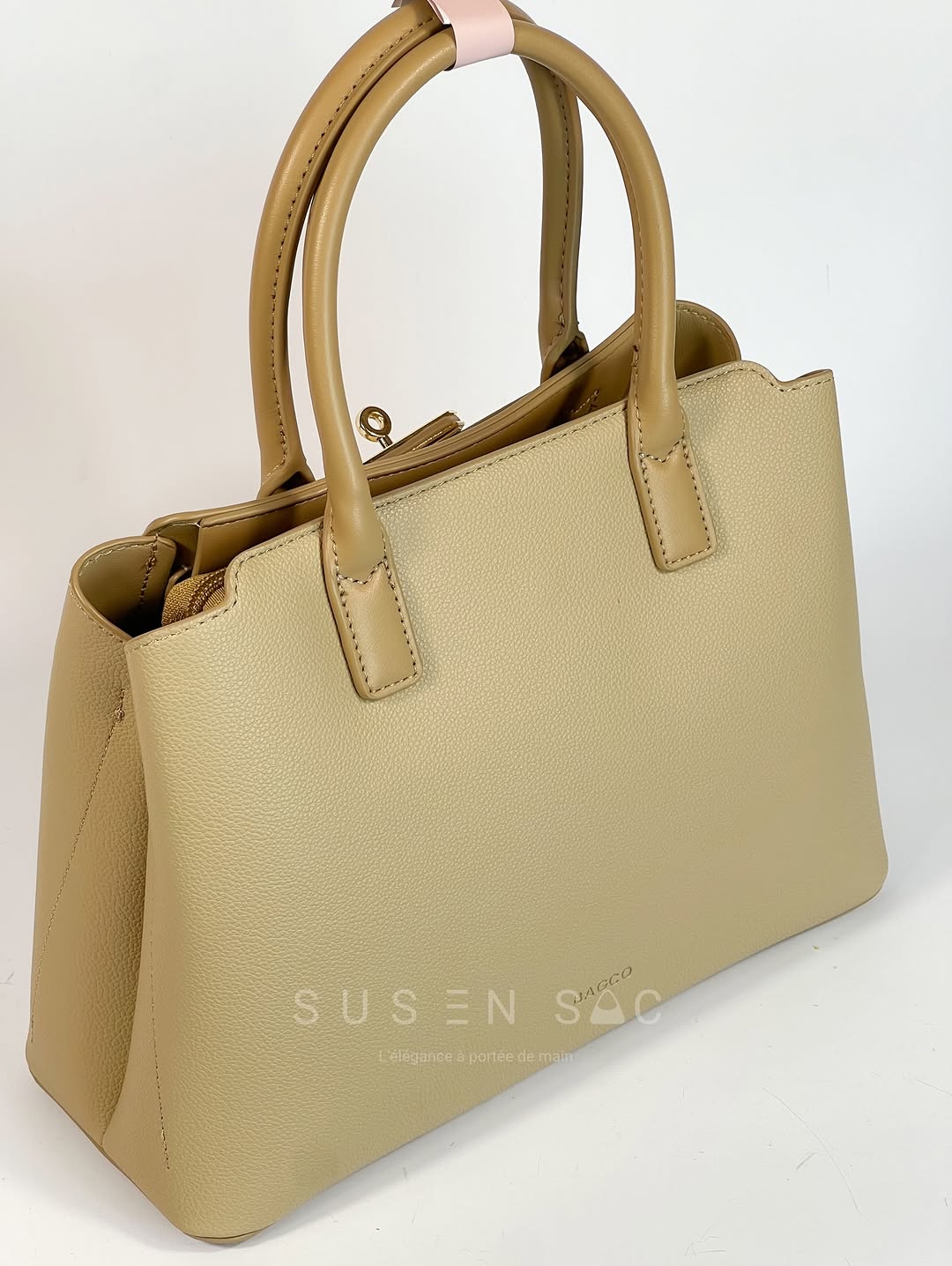 Sac à Main BAGCO – Élégance Structurée & Ensemble Pratique