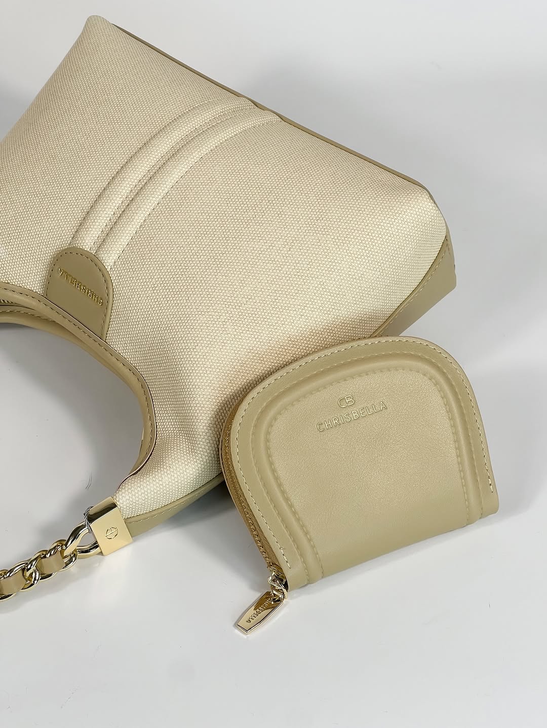 Sac CHRISBELLA – Élégance Moderne & Détails Chaîne Raffinés