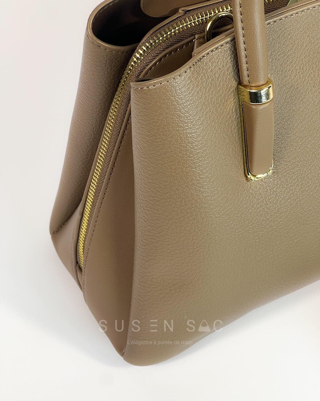 Sac à Main Christina & Olk – Élégance Classique, Finition Premium et Bandoulière Ajustable