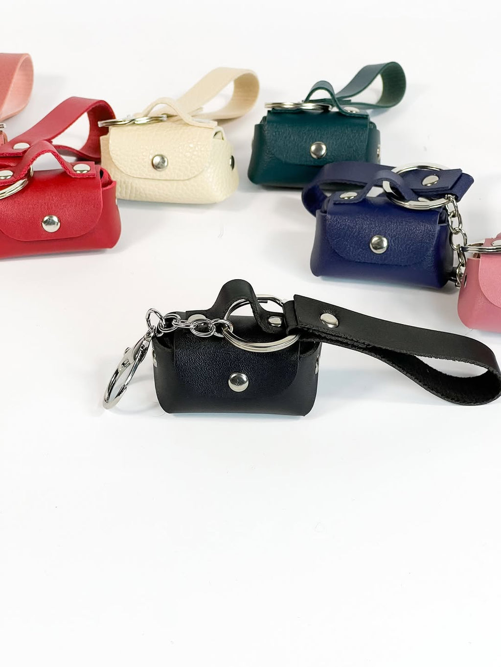 Mini Porte-Clé Sac Handmade – Accessoire Chic & Signature Élégante