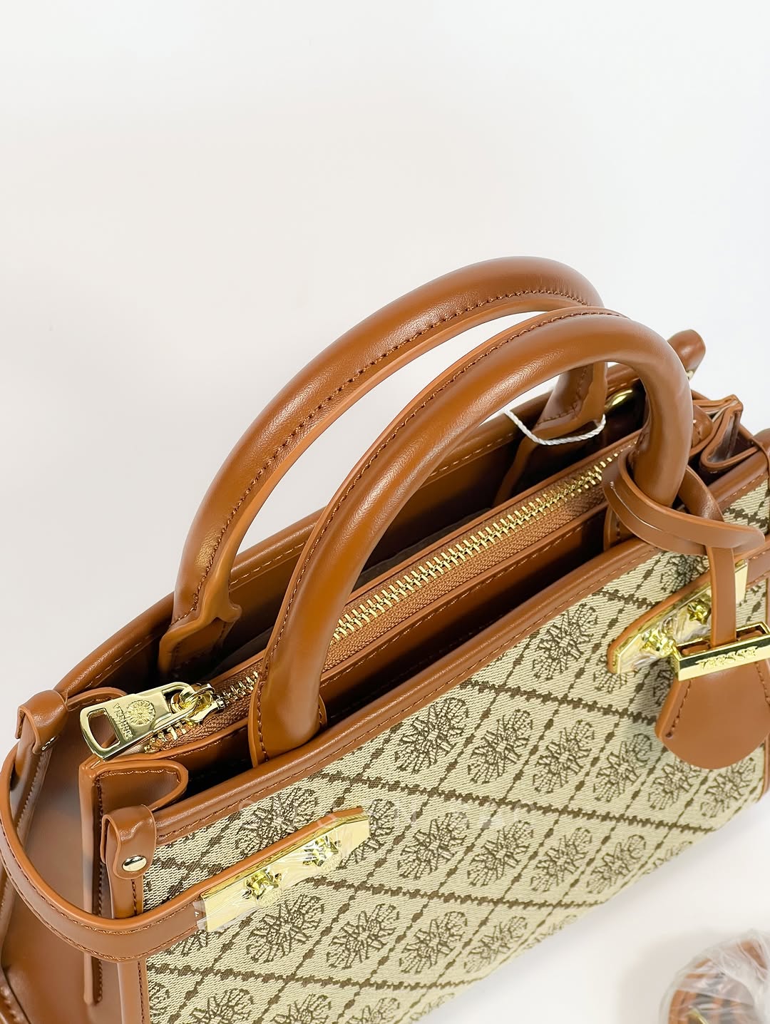 Sac à main Versse – Élégance Monogramme