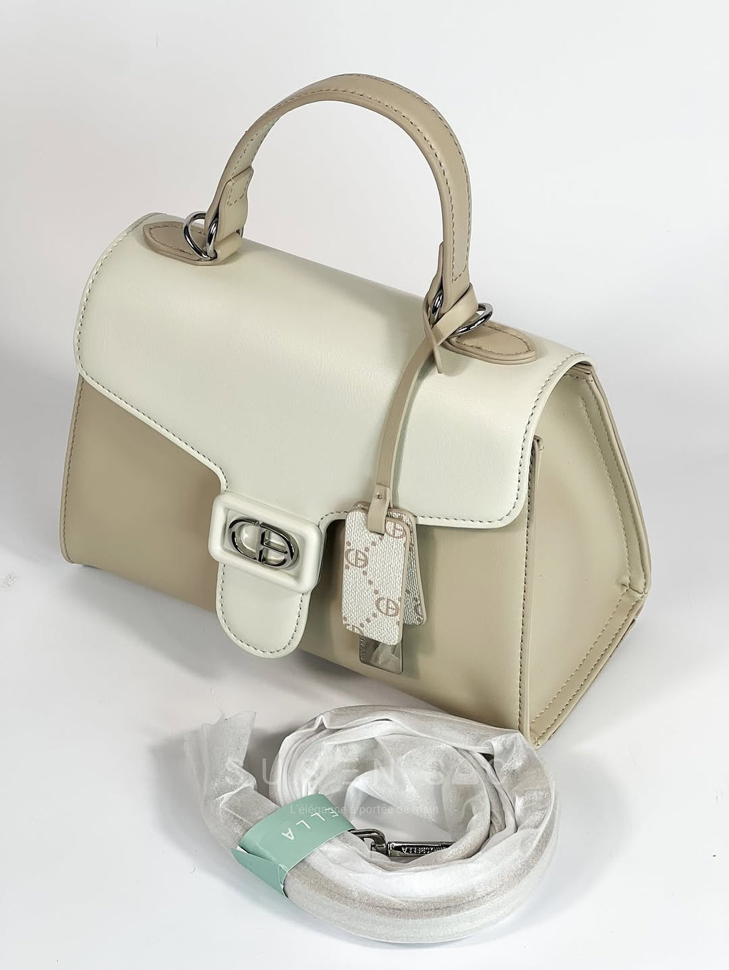 Sac à Main Chrisbella Élégance Structurée – Fermoir Signature & Bandoulière Amovible