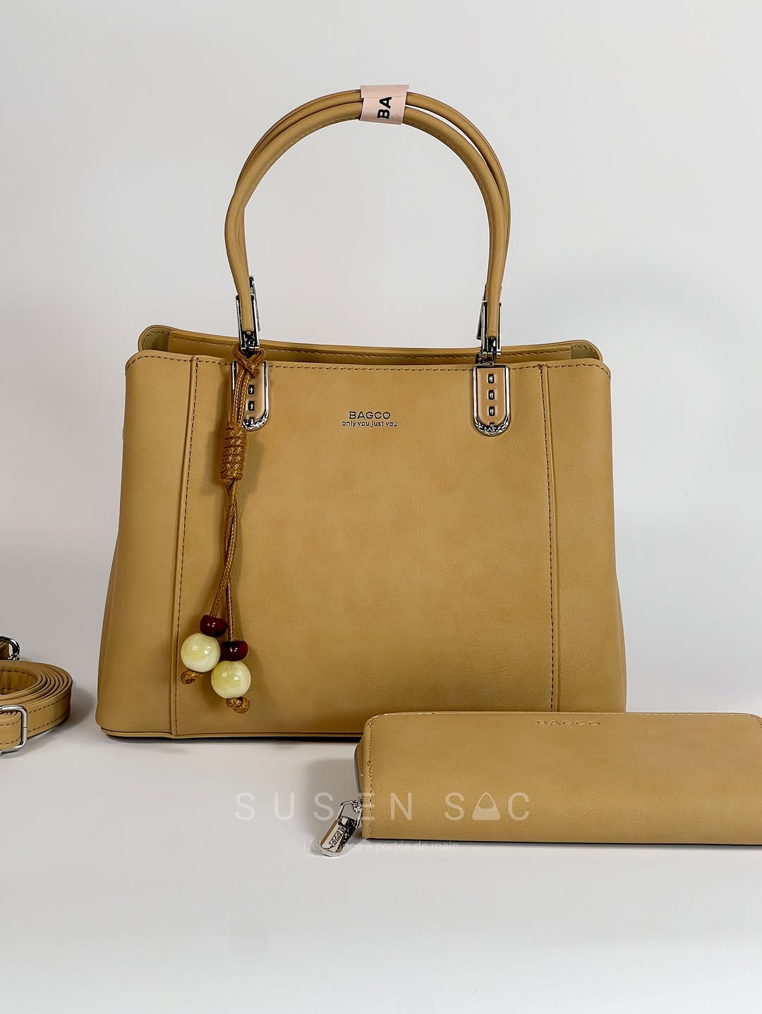 Sac à Main BAGCO – Élégance Structurée & Détails Raffinés