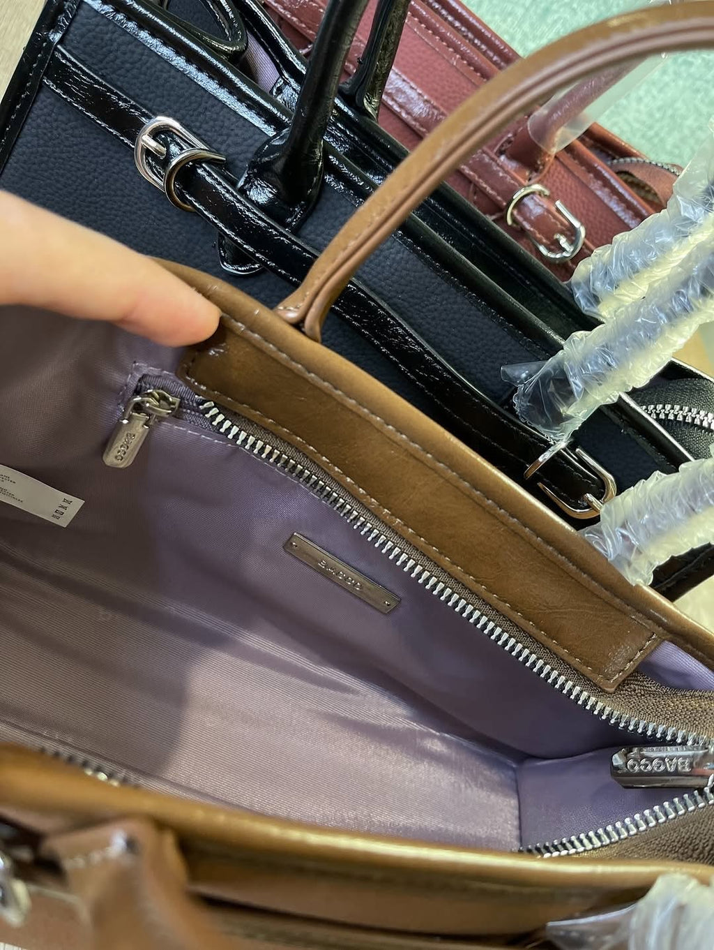 Sac à Main BAGCO – Élégance Structurée & Détails Raffinés