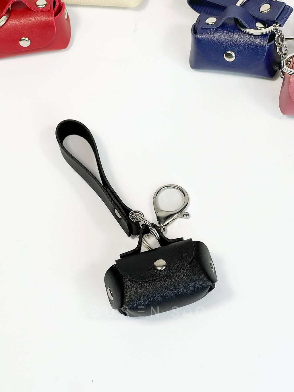 Mini Porte-Clé Sac Handmade – Accessoire Chic & Signature Élégante