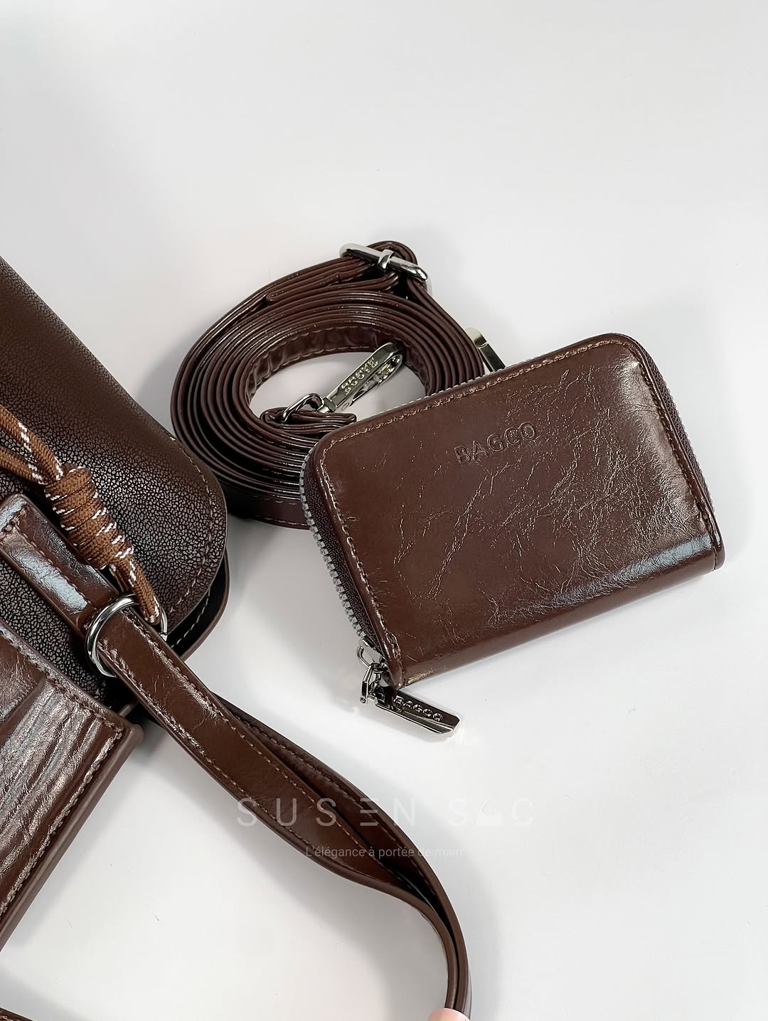 Sac à Main BAGCO Élégance Premium – Design Structuré avec Portefeuille Assorti