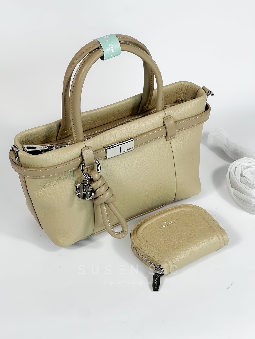 Sac CHRISBELLA – Raffinement Texturé & Élégance Structurée