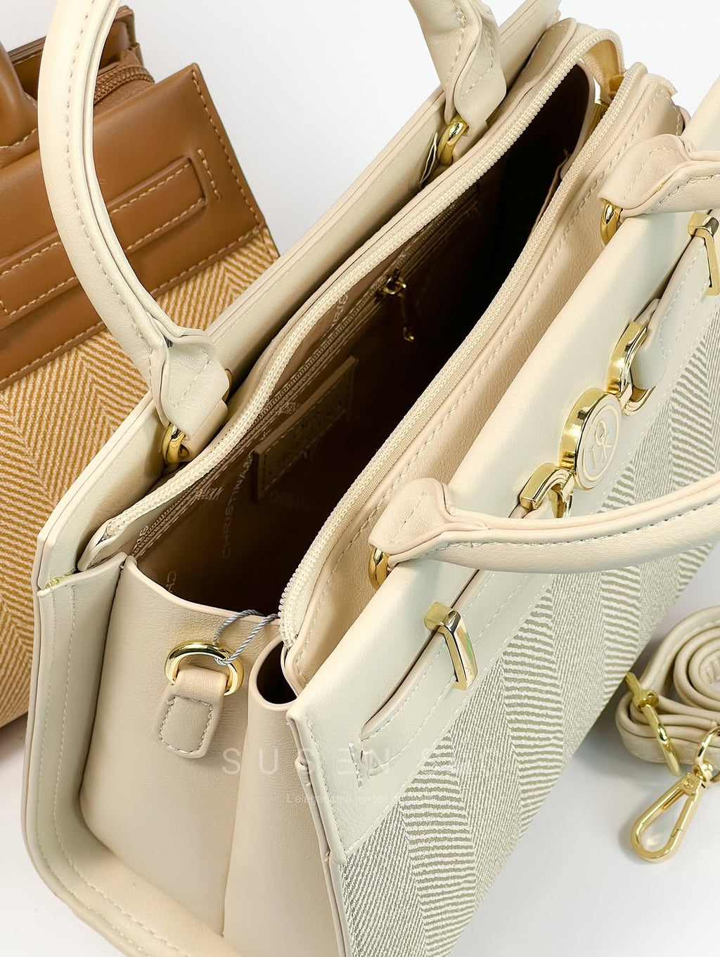 Sac à Main CHRISTINA OLK – Élégance Texturée & Design Raffiné