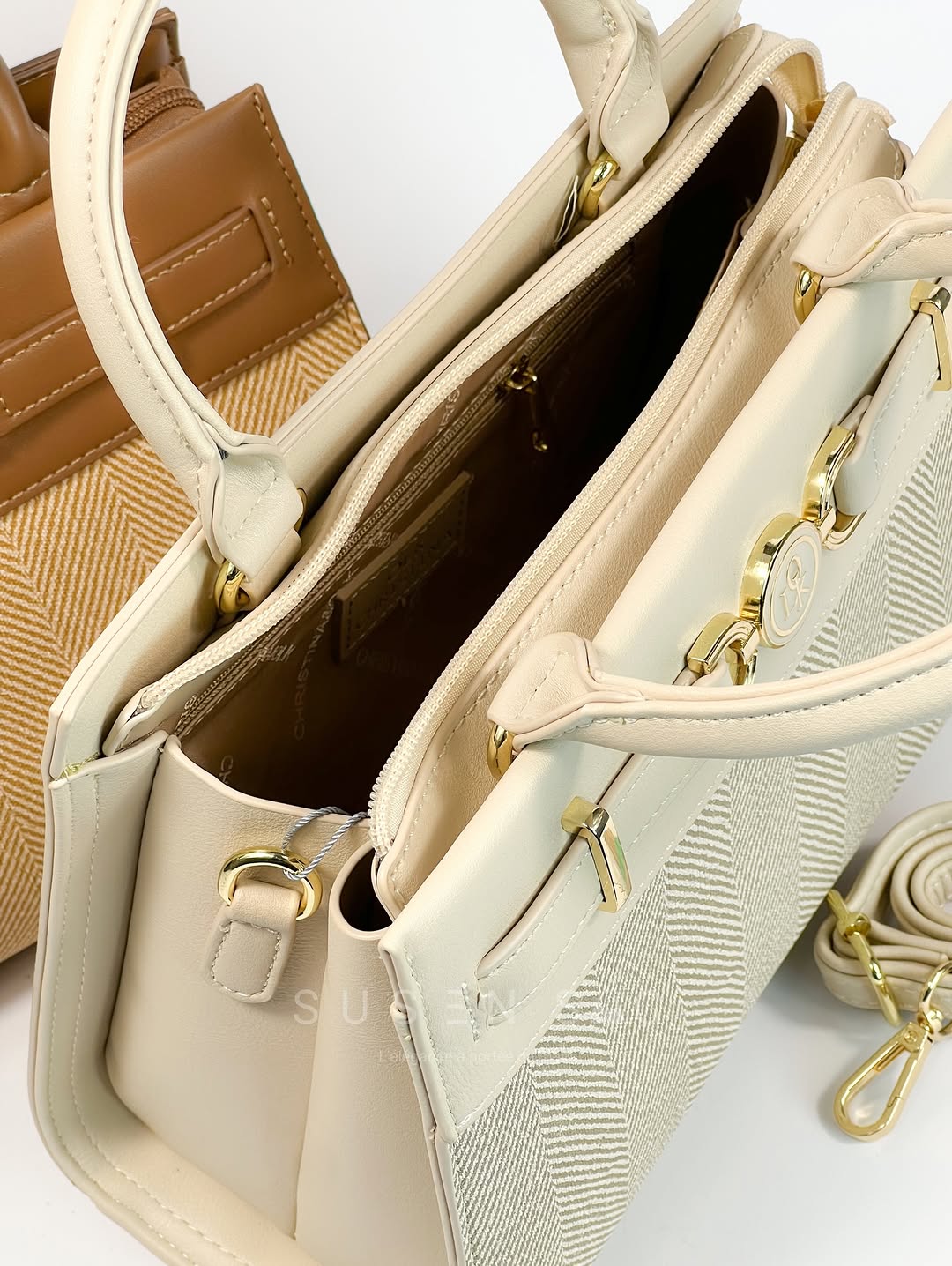 Sac à Main CHRISTINA OLK – Élégance Texturée & Design Raffiné
