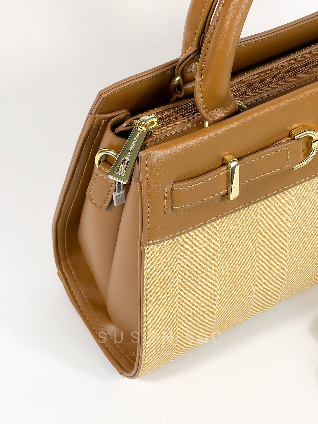 Sac à Main CHRISTINA OLK – Élégance Texturée & Design Raffiné