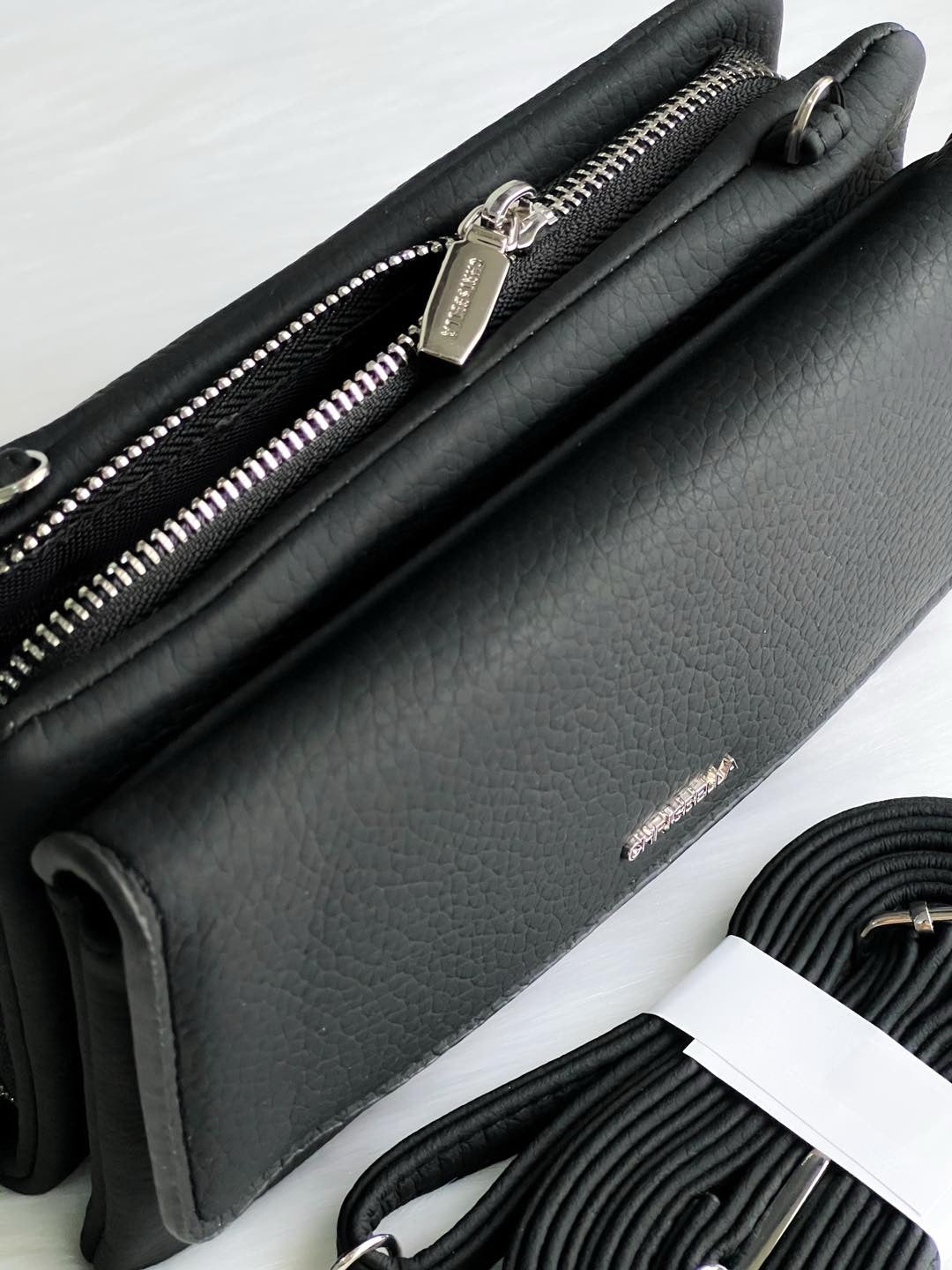 Chrisbella crossbody - Élégance et praticité réunies