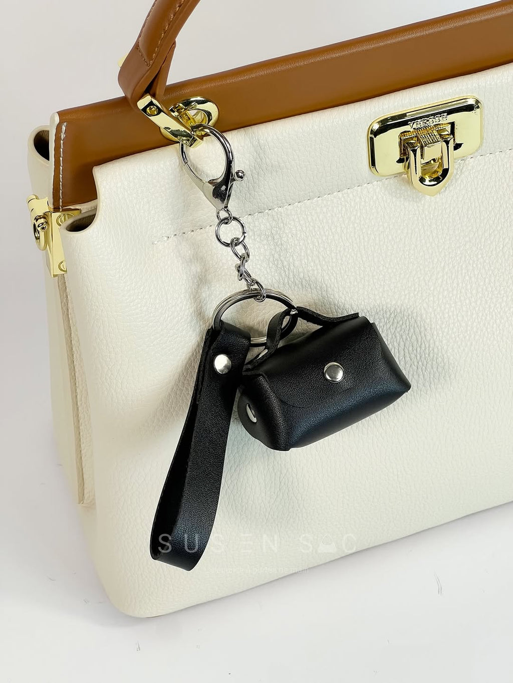 Mini Porte-Clé Sac Handmade – Accessoire Chic & Signature Élégante