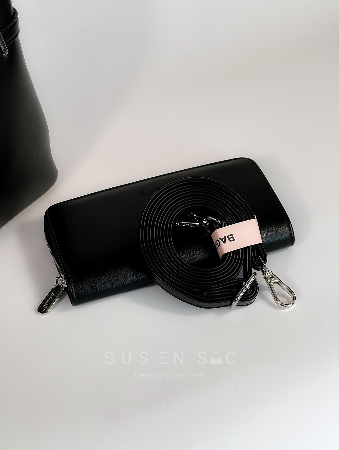 Sac à Main BAGCO Élégance Premium – Design Structuré avec Portefeuille Assorti