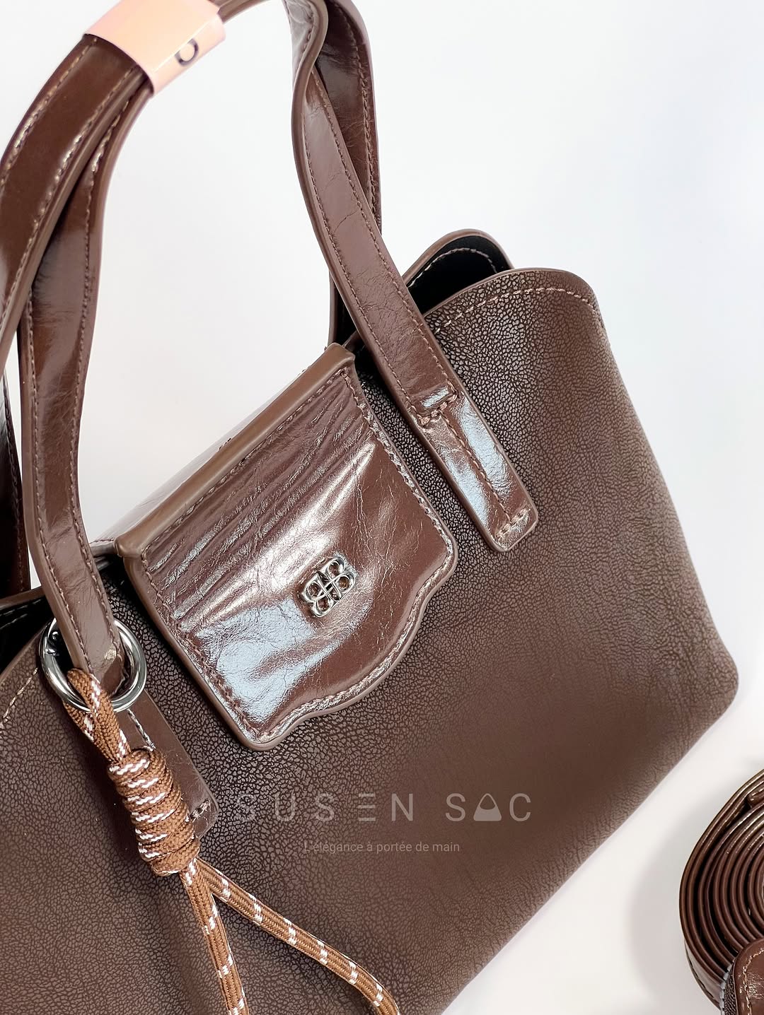 Sac à Main BAGCO Élégance Premium – Design Structuré avec Portefeuille Assorti