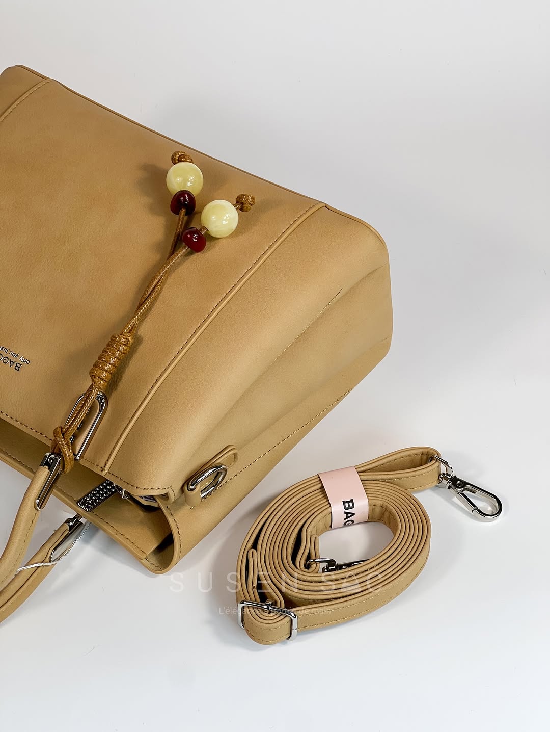 Sac à Main BAGCO – Élégance Structurée & Détails Raffinés