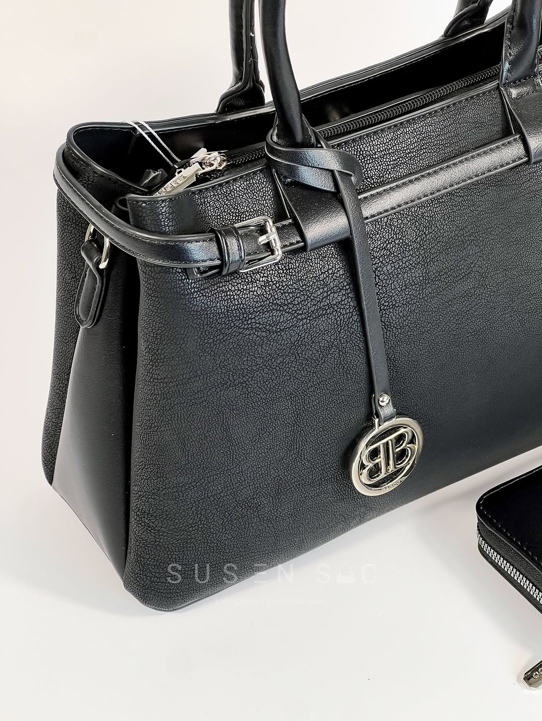 Sac à Main BAGCO Élégance Premium – Design Structuré avec Portefeuille Assorti