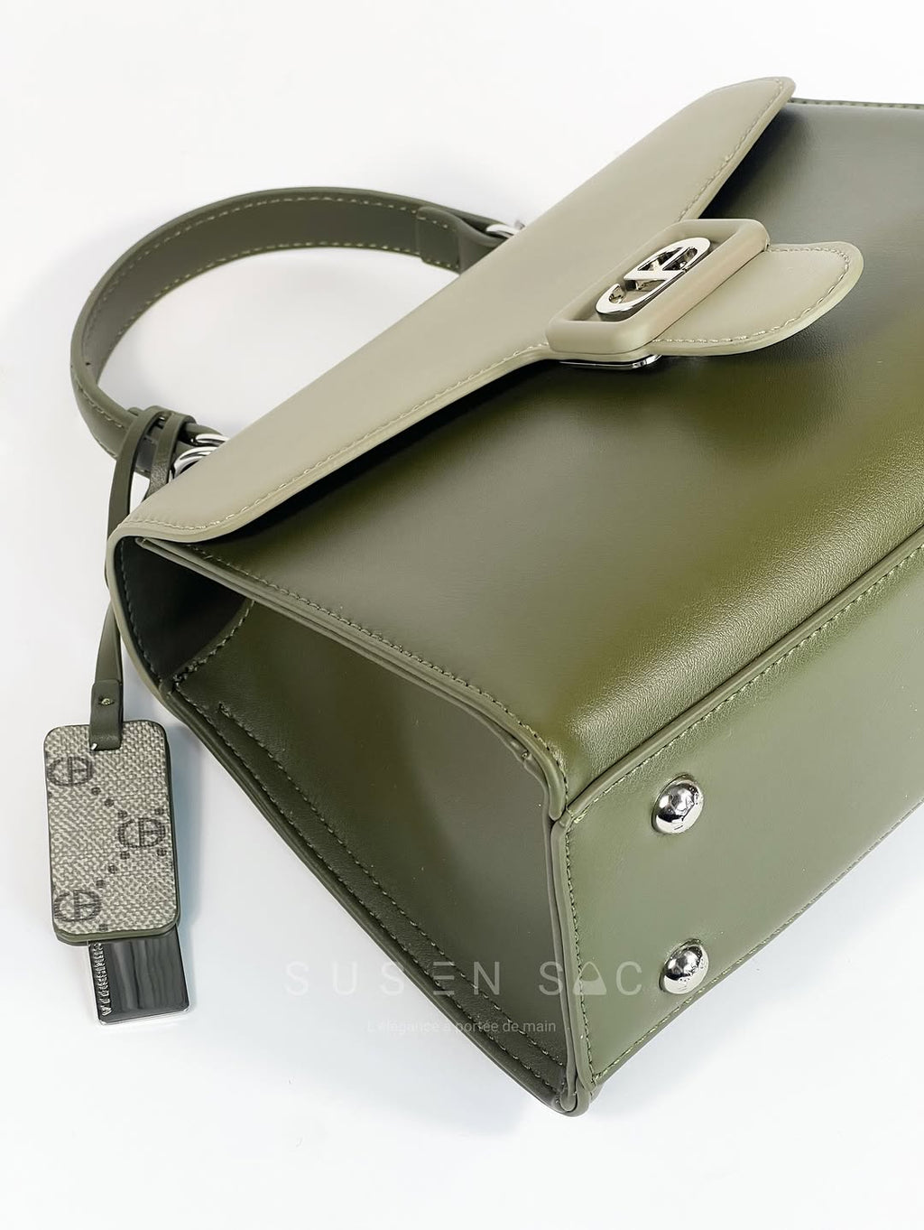 Sac à Main Chrisbella Élégance Structurée – Fermoir Signature & Bandoulière Amovible