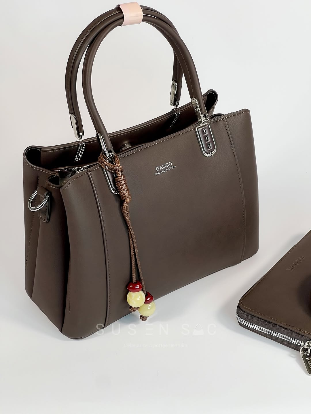 Sac à Main BAGCO – Élégance Structurée & Détails Raffinés