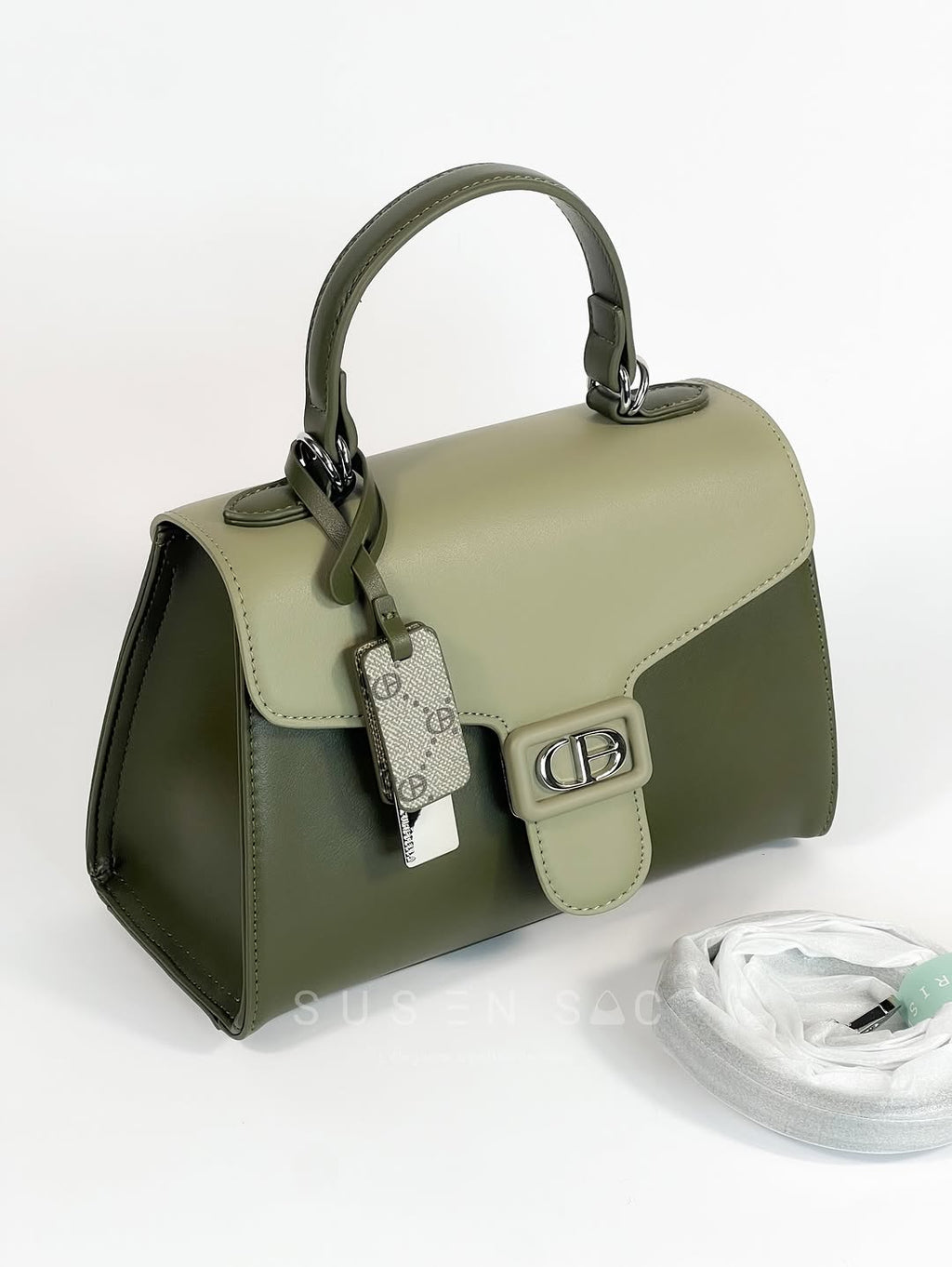 Sac à Main Chrisbella Élégance Structurée – Fermoir Signature & Bandoulière Amovible