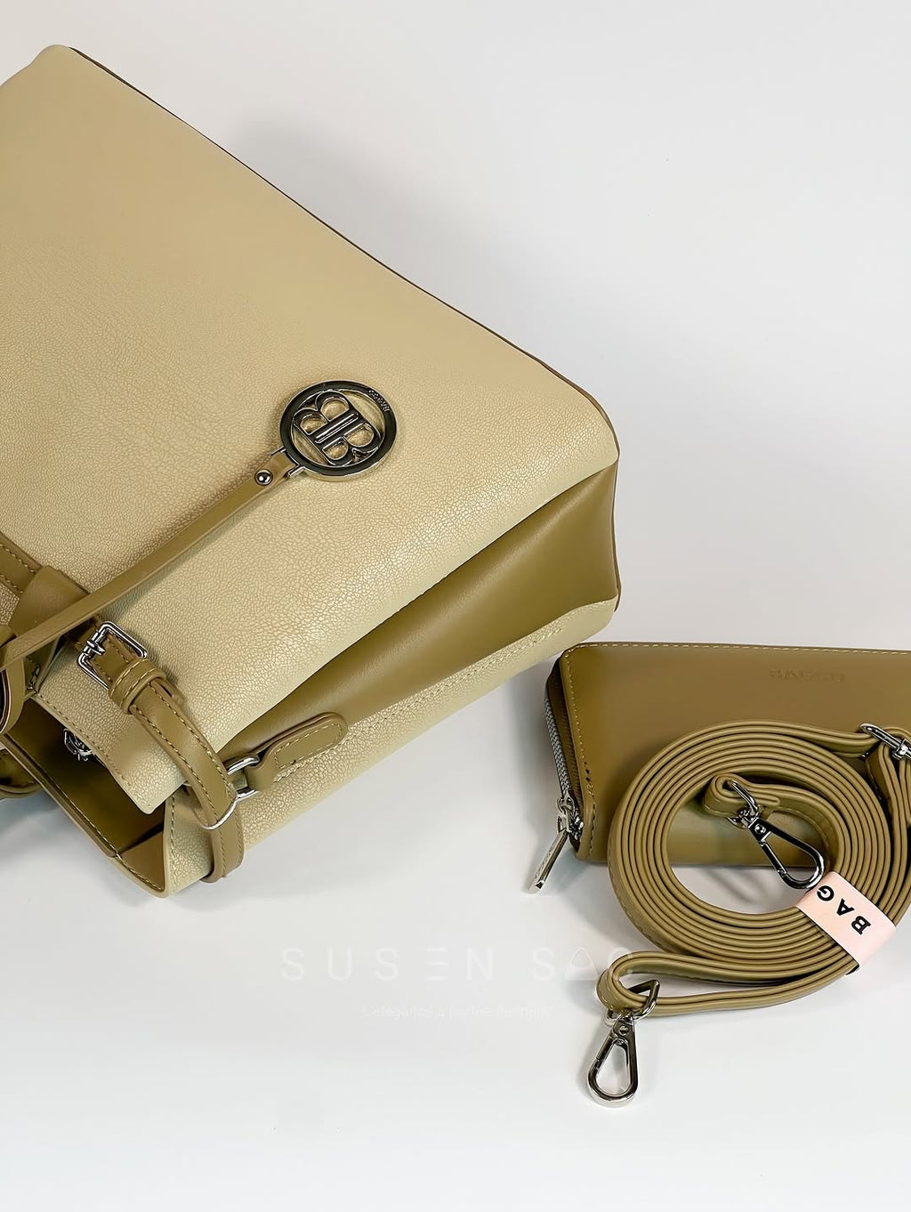 Sac à Main BAGCO Élégance Premium – Design Structuré avec Portefeuille Assorti