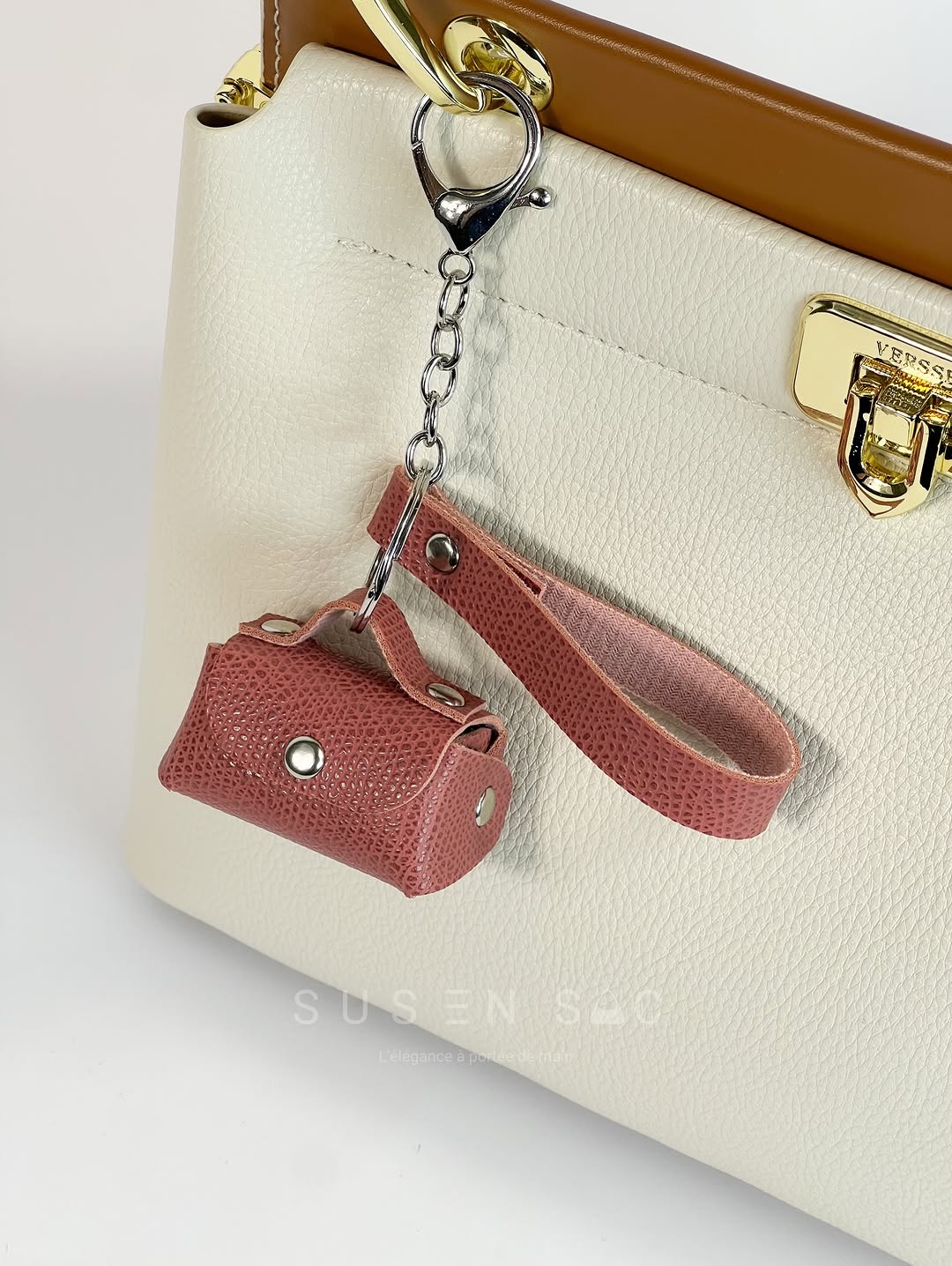 Mini Porte-Clé Sac Handmade – Accessoire Chic & Signature Élégante
