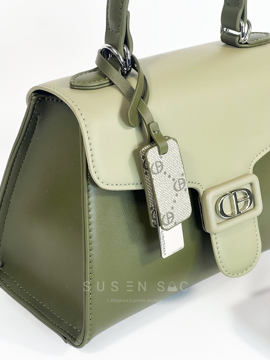 Sac à Main Chrisbella Élégance Structurée – Fermoir Signature & Bandoulière Amovible